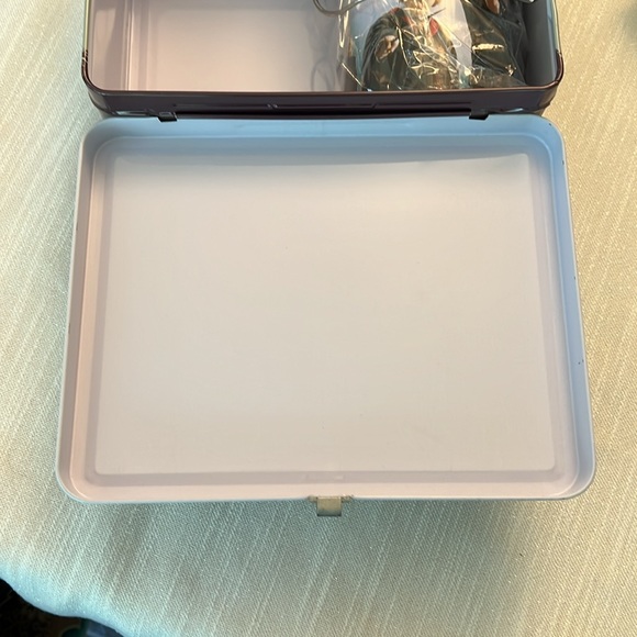 Harry Potter and the Half Blood Prince Metal Lunchbox with packaged thermos  NEW - Picture 6 of 12